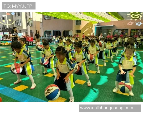幼儿园篮球舞蹈视频展示孩子们的活力与创造力的完美结合